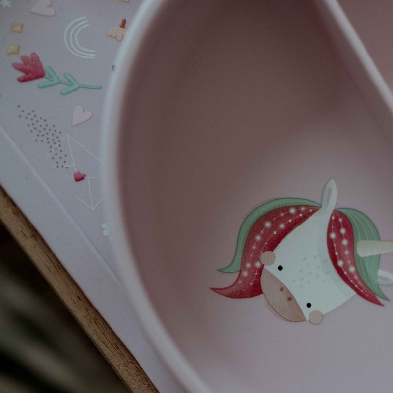 Tovaglietta per bambini in silicone rosa decorata con arcobaleni, alberi e stelle